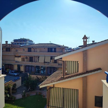 Red Lux Apartment Fiumicino Zewnętrze zdjęcie