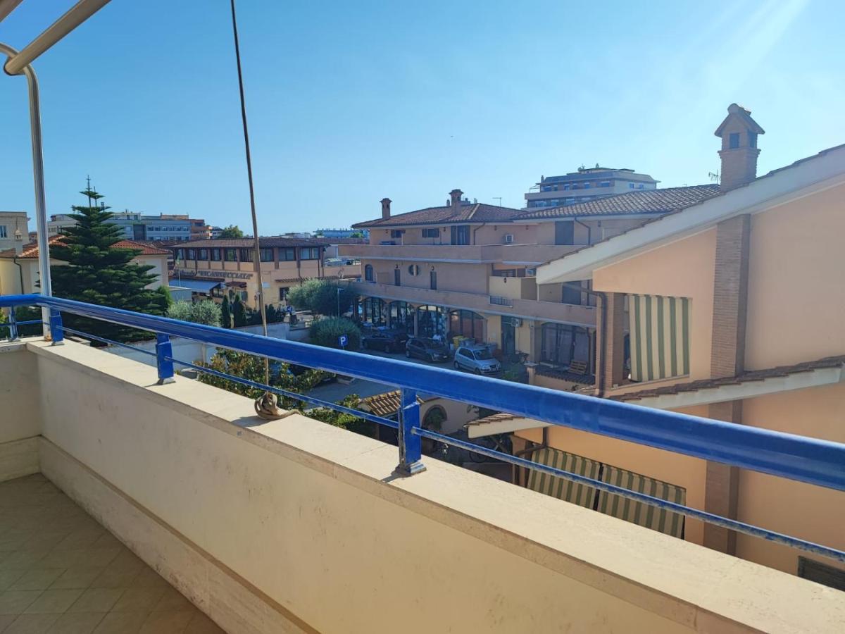 Red Lux Apartment Fiumicino Zewnętrze zdjęcie