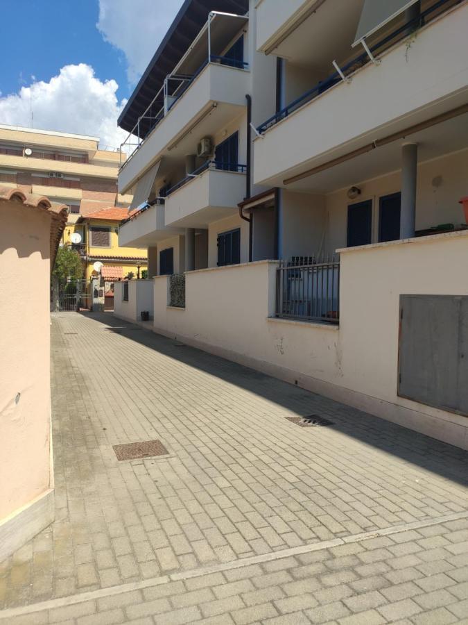 Red Lux Apartment Fiumicino Zewnętrze zdjęcie